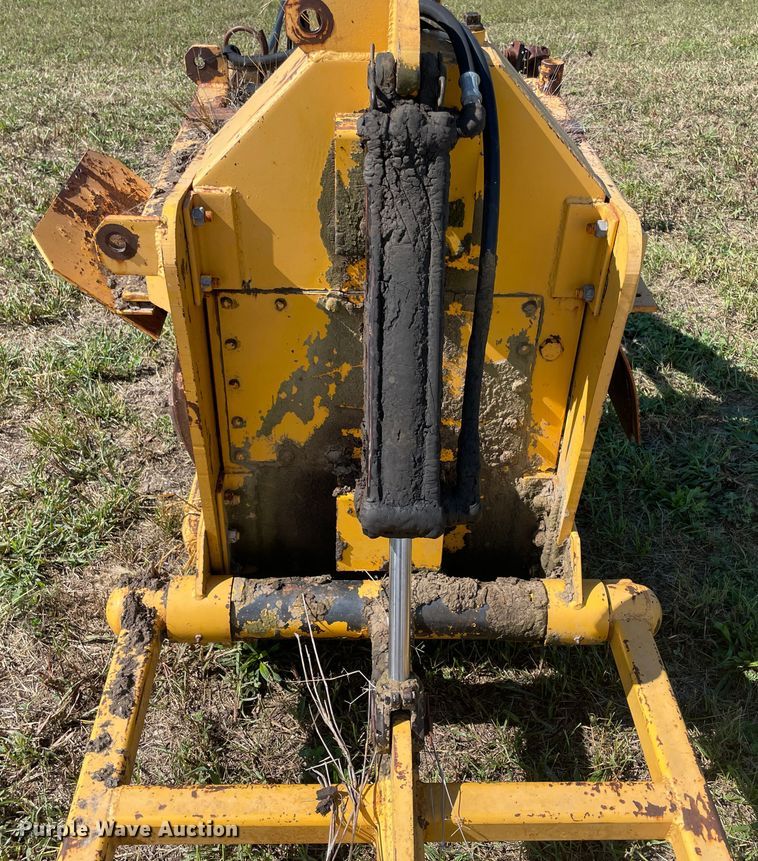 image for item JQ9430 Hurricane 24W1000  ditcher