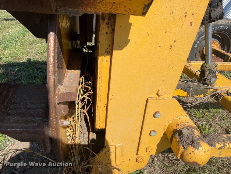 image for item JQ9430 Hurricane 24W1000  ditcher