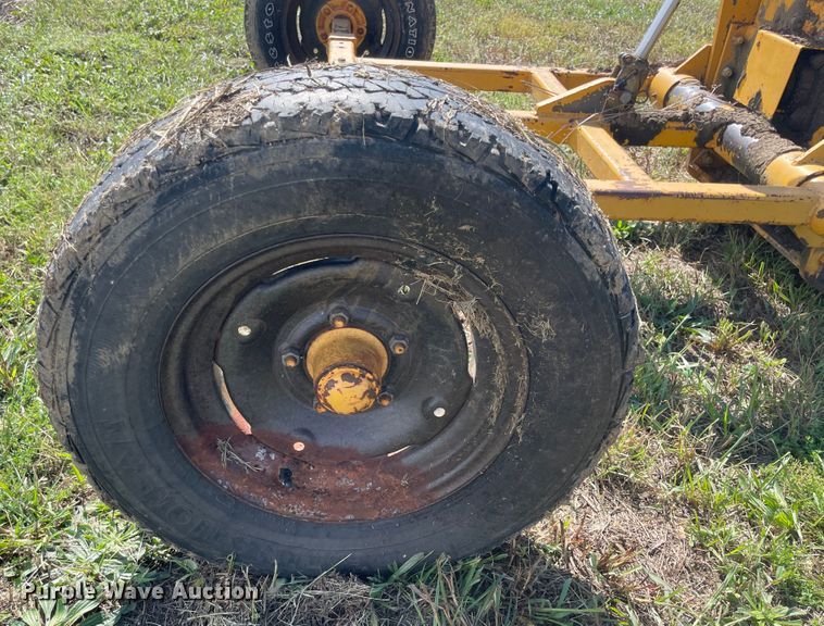 image for item JQ9430 Hurricane 24W1000  ditcher