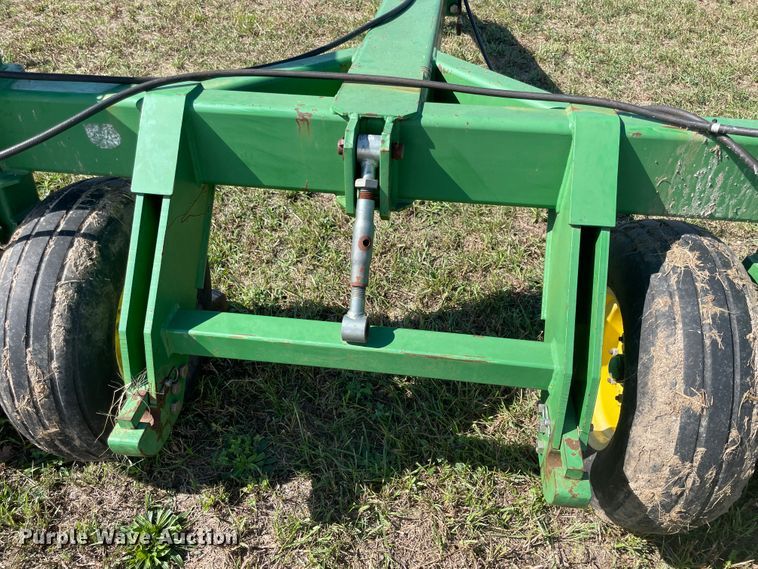 image for item JQ9431 John Deere 1570  implement caddy