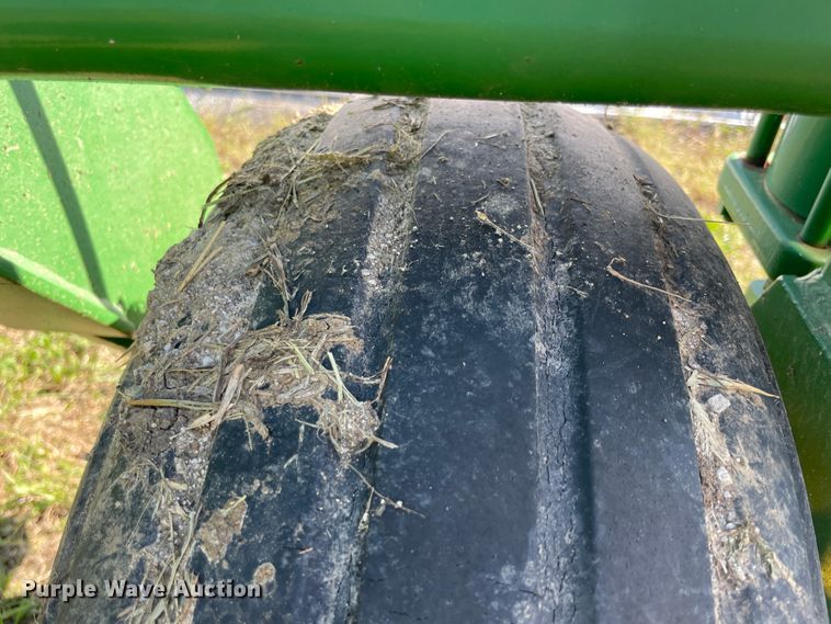 image for item JQ9431 John Deere 1570  implement caddy