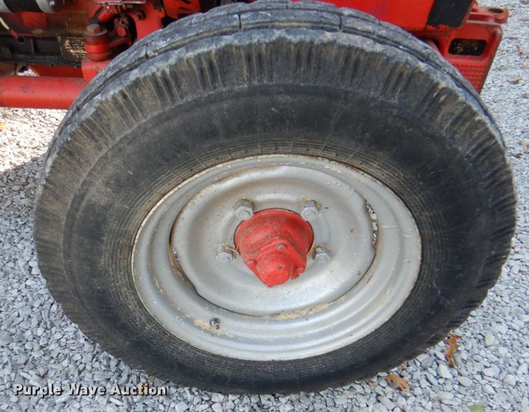 image for item JS9207 Belarus 250AS  tractor