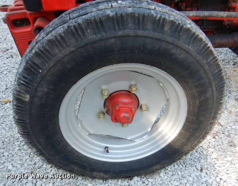 image for item JS9207 Belarus 250AS  tractor