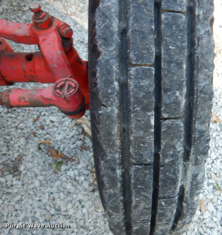 image for item JS9207 Belarus 250AS  tractor