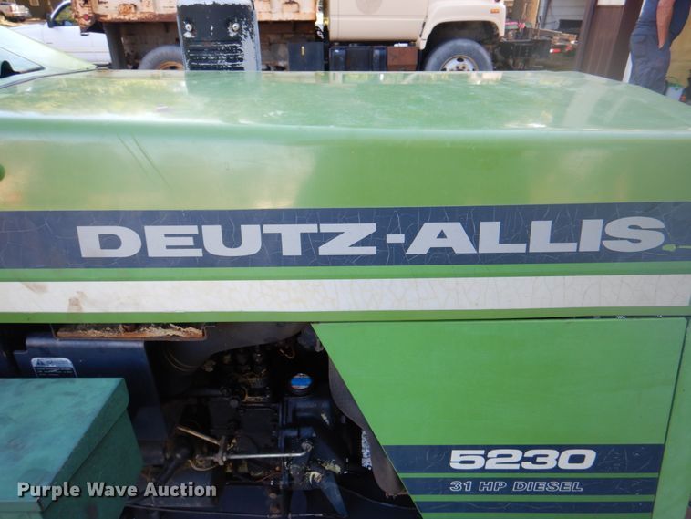 image for item JS9208 Deutz Allis 5230  MFWD tractor