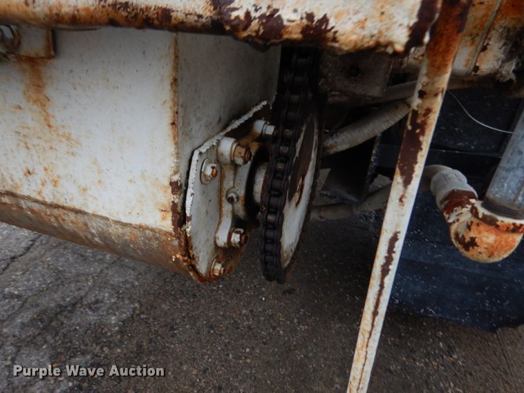 image for item JS9524 1967 Ford F600  feed delivery truck