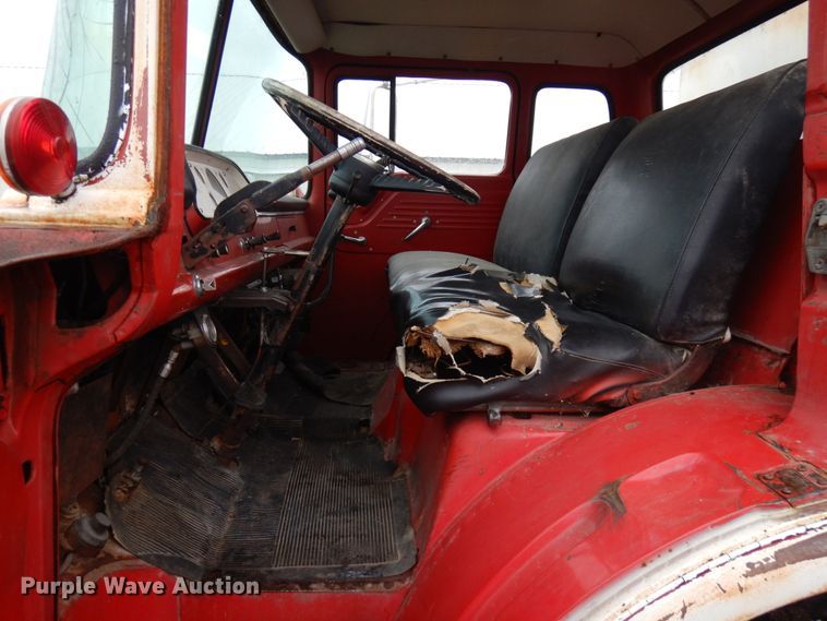 image for item JS9524 1967 Ford F600  feed delivery truck