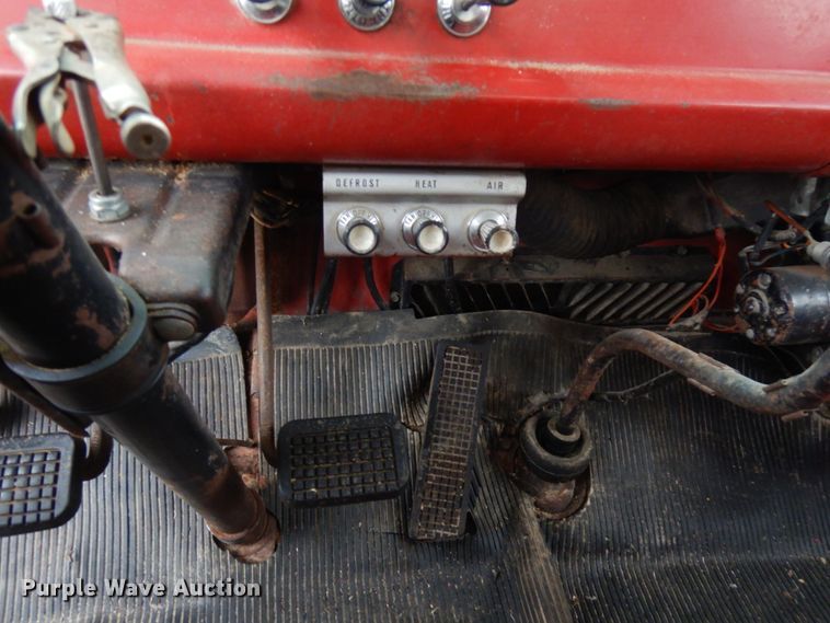 image for item JS9524 1967 Ford F600  feed delivery truck