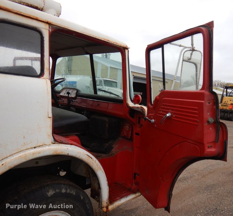 image for item JS9524 1967 Ford F600  feed delivery truck
