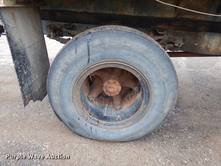 image for item JS9524 1967 Ford F600  feed delivery truck