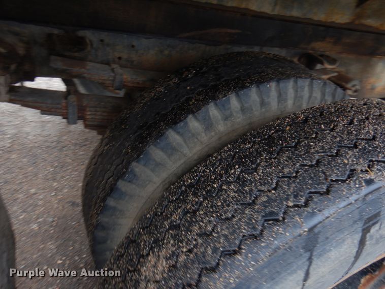 image for item JS9524 1967 Ford F600  feed delivery truck