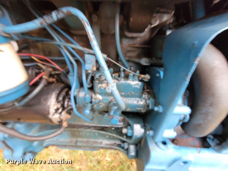 image for item KQ9180 Ford 4000  tractor