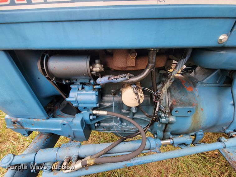 image for item KQ9180 Ford 4000  tractor