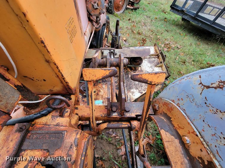 image for item KQ9185 1948 Allis Chalmers C  tractor