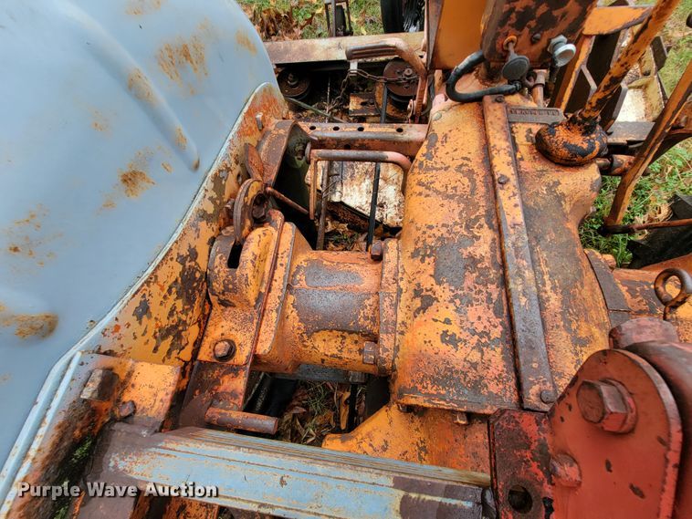 image for item KQ9185 1948 Allis Chalmers C  tractor