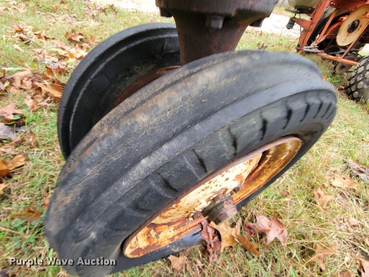 image for item KQ9185 1948 Allis Chalmers C  tractor