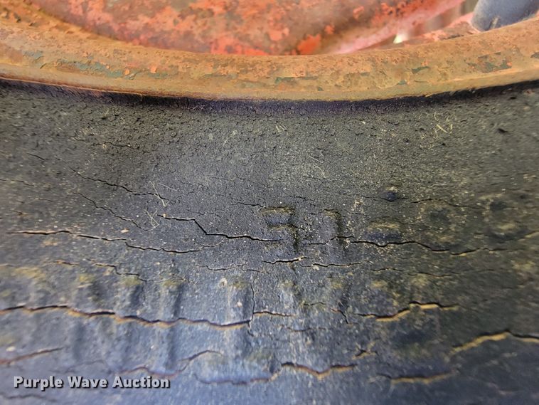 image for item KQ9186 1948 Allis Chalmers C  tractor