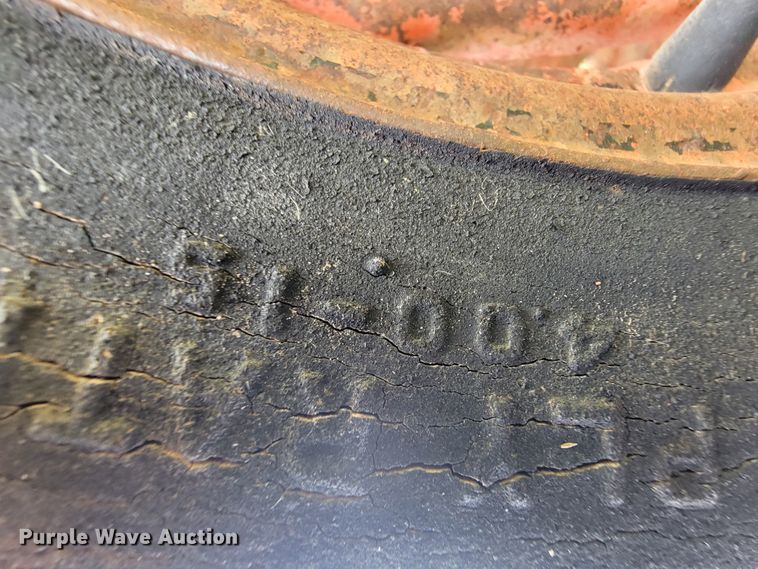 image for item KQ9186 1948 Allis Chalmers C  tractor