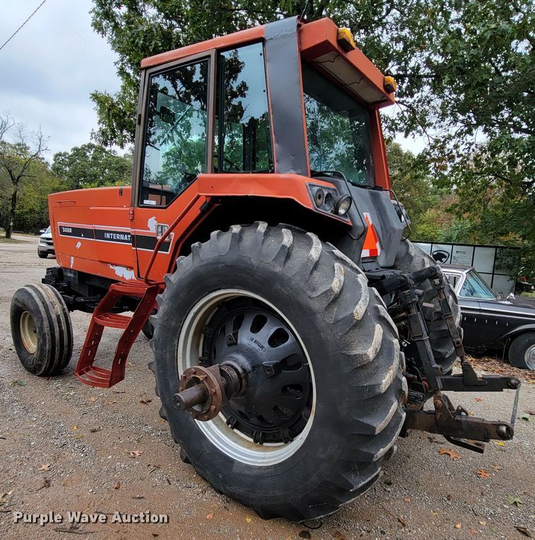image for item KQ9187 1981 International 5088  tractor