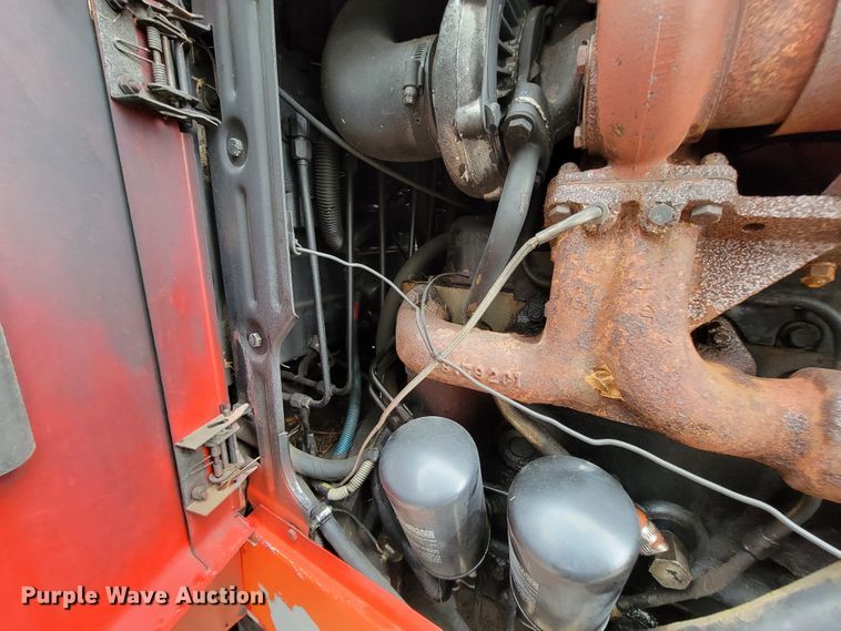 image for item KQ9187 1981 International 5088  tractor