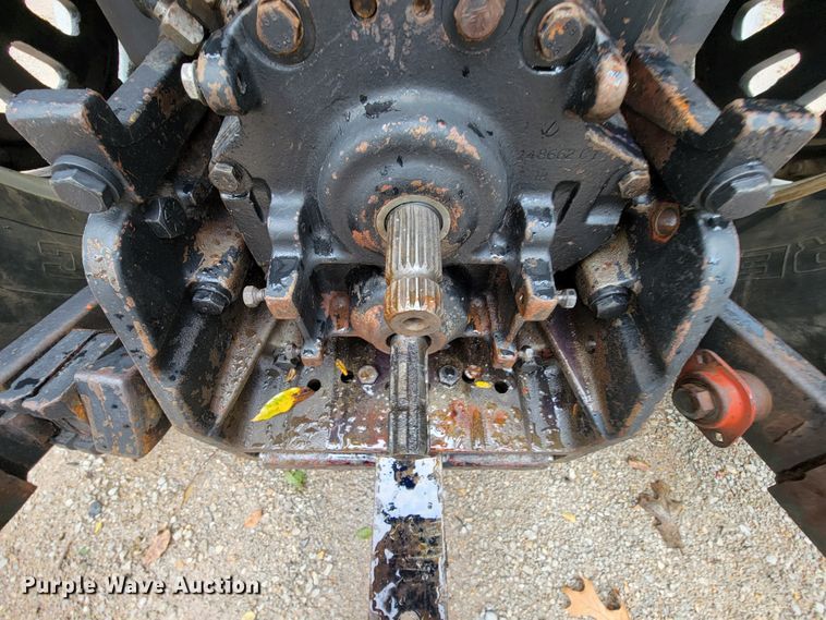 image for item KQ9187 1981 International 5088  tractor