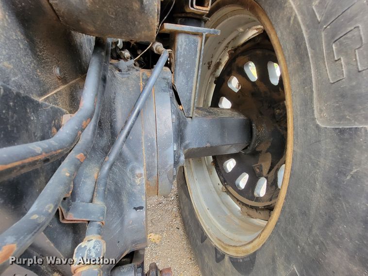 image for item KQ9187 1981 International 5088  tractor