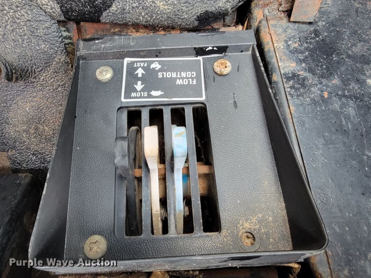 image for item KQ9187 1981 International 5088  tractor