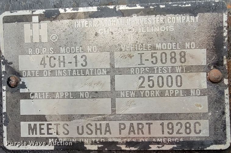 image for item KQ9187 1981 International 5088  tractor