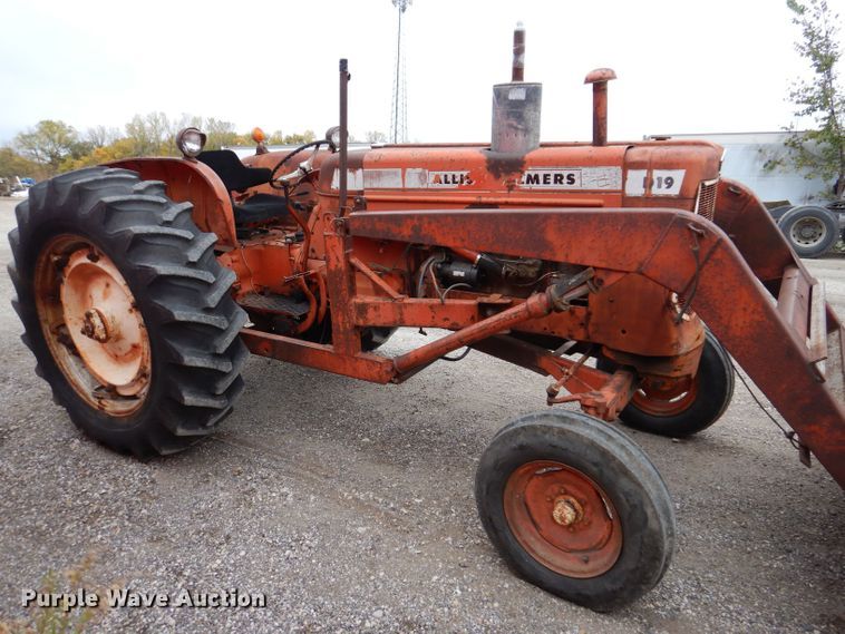 image for item KY9692 Allis Chalmers D19  tractor