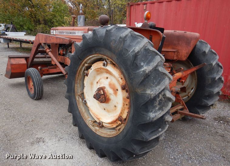 image for item KY9692 Allis Chalmers D19  tractor