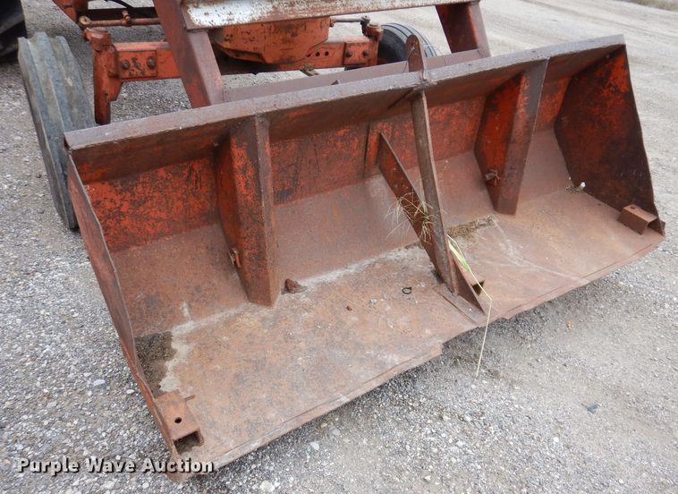 image for item KY9692 Allis Chalmers D19  tractor