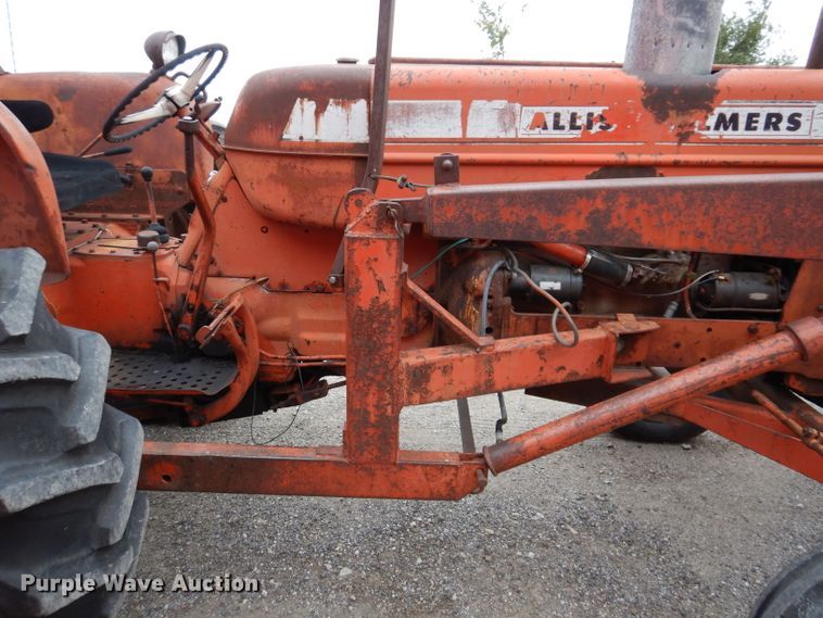 image for item KY9692 Allis Chalmers D19  tractor