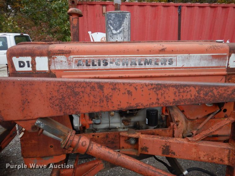 image for item KY9692 Allis Chalmers D19  tractor