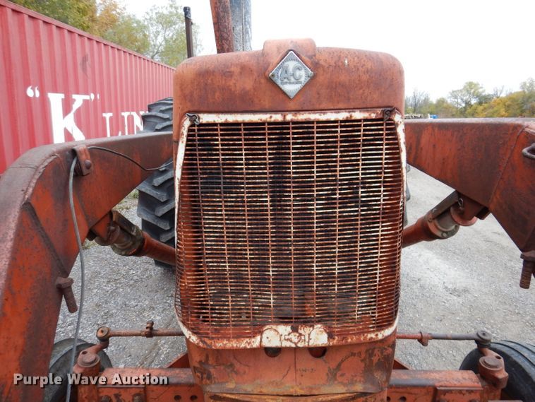 image for item KY9692 Allis Chalmers D19  tractor