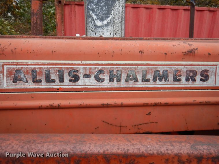 image for item KY9692 Allis Chalmers D19  tractor