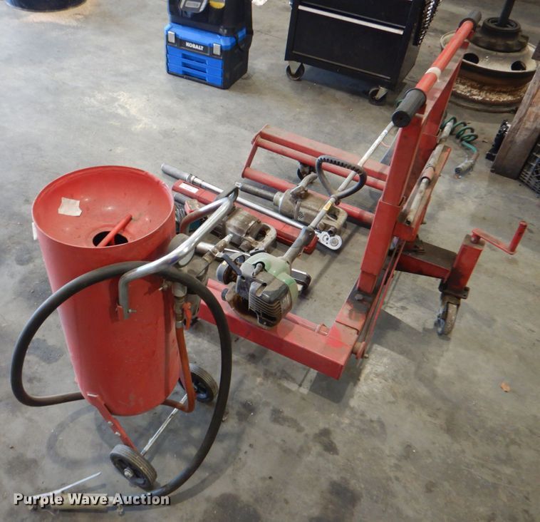 image for item DG1862 Tools