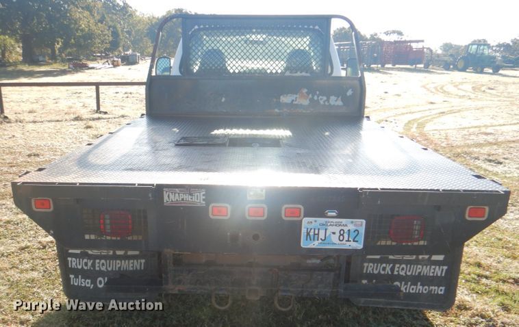 image for item DG1870 2007 Ford F550  flatbed truck