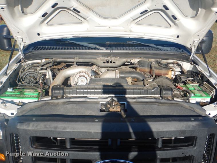 image for item DG1870 2007 Ford F550  flatbed truck