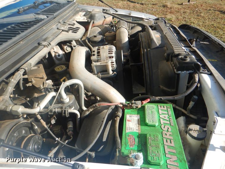 image for item DG1870 2007 Ford F550  flatbed truck