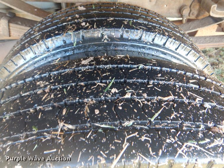 image for item DG1870 2007 Ford F550  flatbed truck