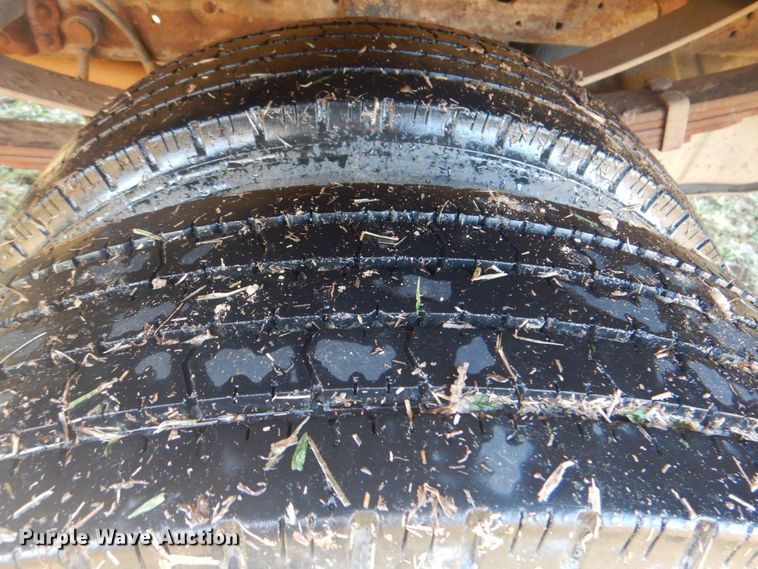 image for item DG1870 2007 Ford F550  flatbed truck