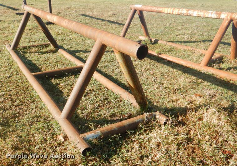 image for item DG1871 (4) pipe racks