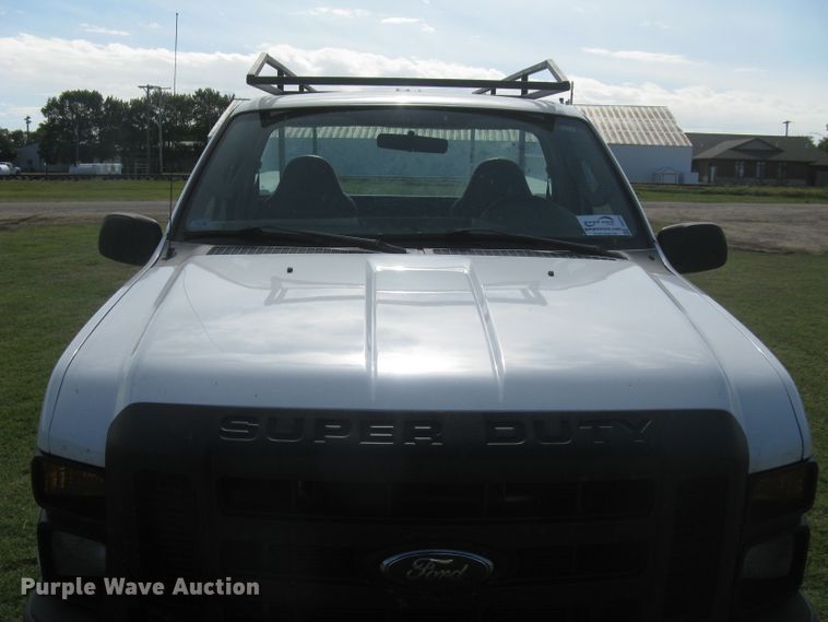 image for item DG5314 2008 Ford F250 Super Duty XL  utility bed pickup truck