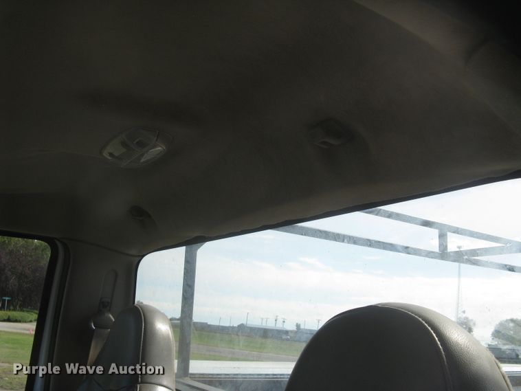 image for item DG5314 2008 Ford F250 Super Duty XL  utility bed pickup truck