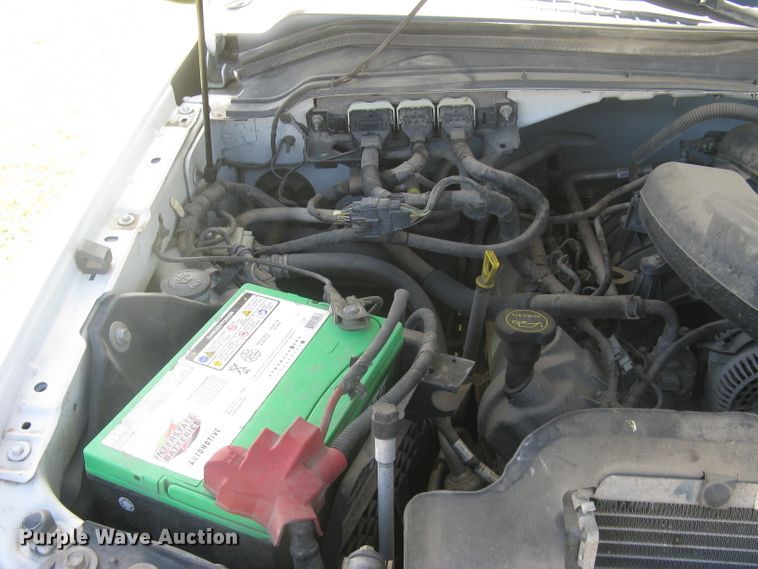 image for item DG5314 2008 Ford F250 Super Duty XL  utility bed pickup truck