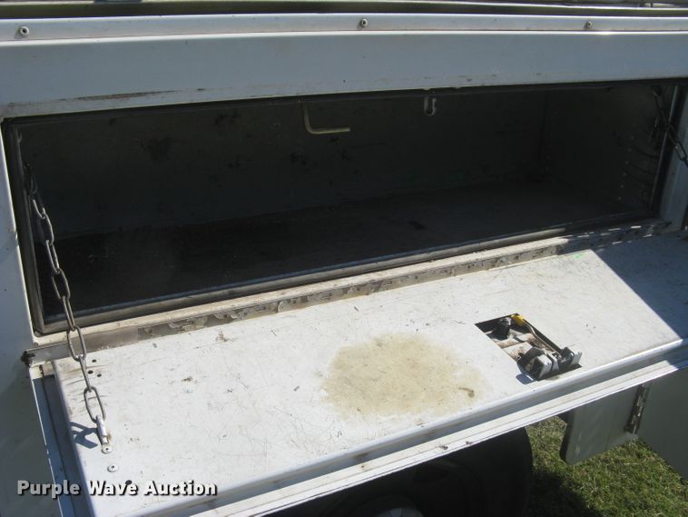 image for item DG5314 2008 Ford F250 Super Duty XL  utility bed pickup truck