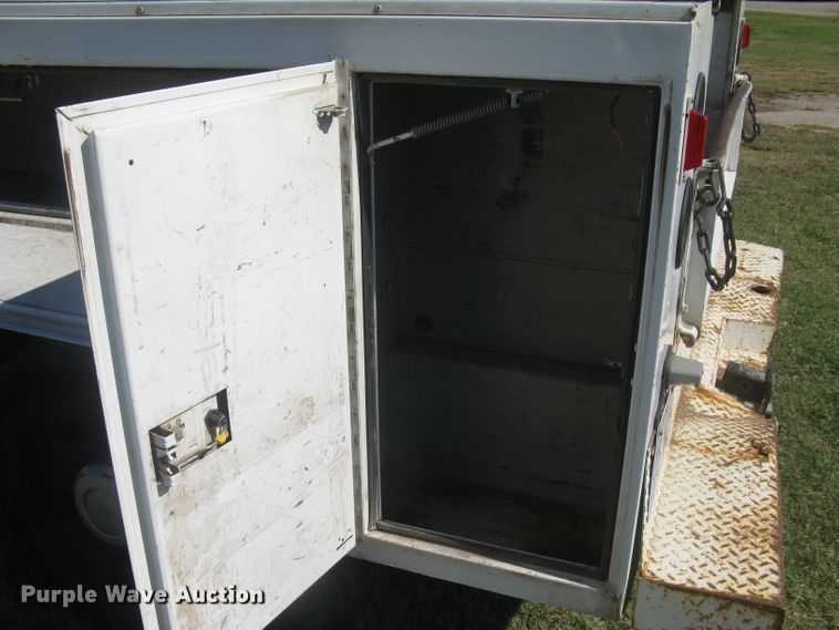 image for item DG5314 2008 Ford F250 Super Duty XL  utility bed pickup truck