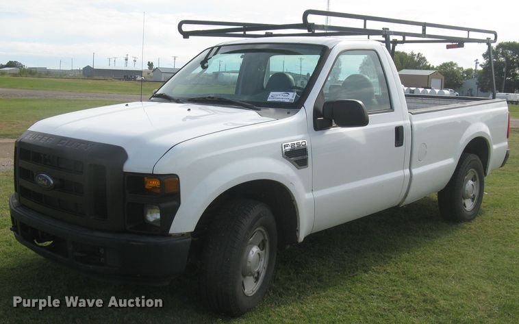 image for item DG5315 2008 Ford F250 Super Duty XL  pickup truck