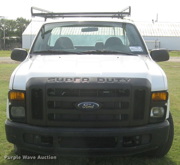 image for item DG5315 2008 Ford F250 Super Duty XL  pickup truck