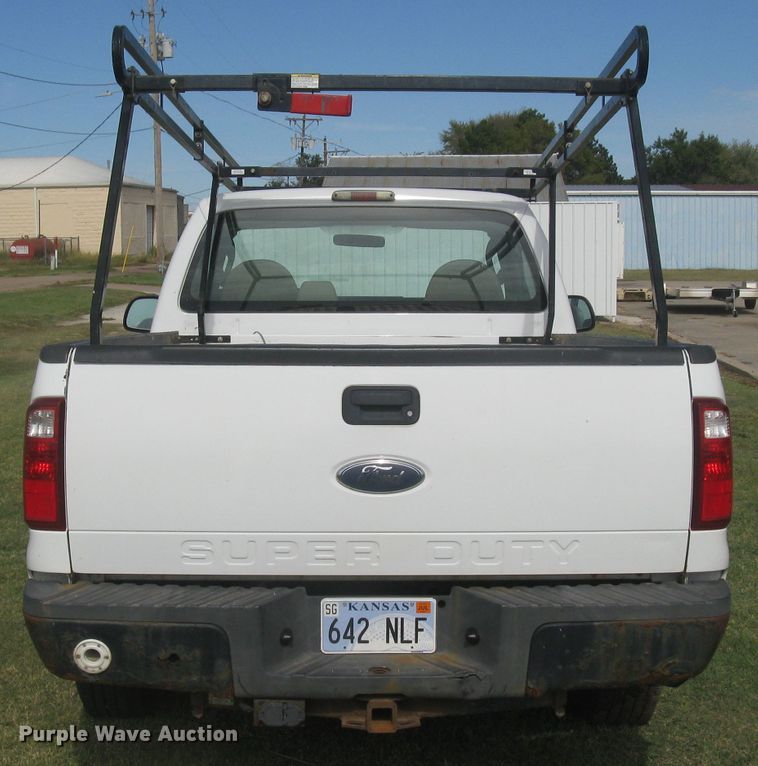 image for item DG5315 2008 Ford F250 Super Duty XL  pickup truck